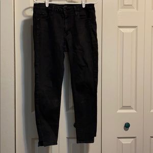 Black skinny jeans